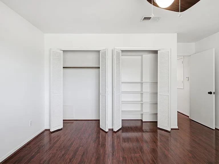 2810 Lake View Dr — Photo 34
