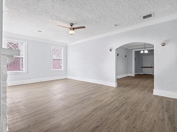 5th image of 1024 Maury St
