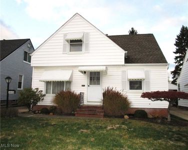 15613 Maplewood Ave, Maple Heights, OH, 44137