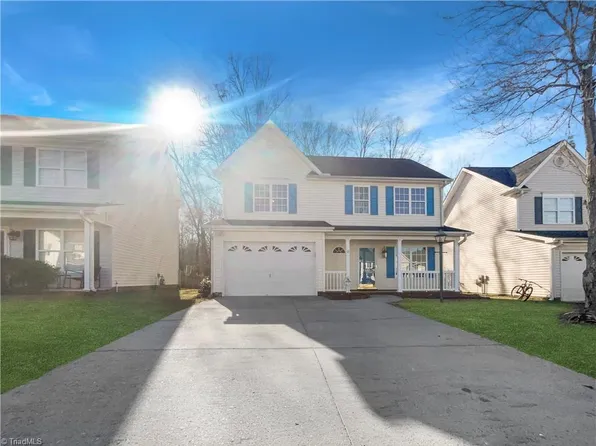 1517 Birkdale Ct, High Point, NC 27265