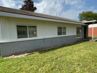 6615 Sally Ct, Flint, MI, 48505