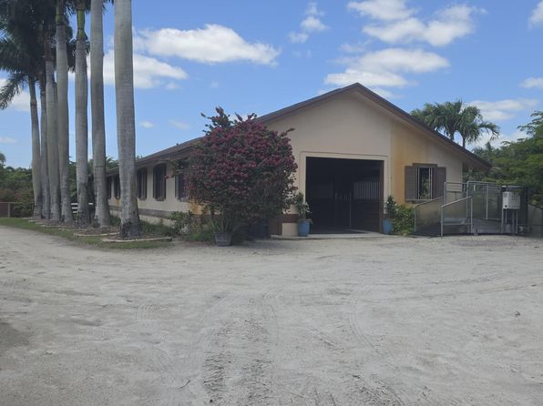 14127 Equestrian Way