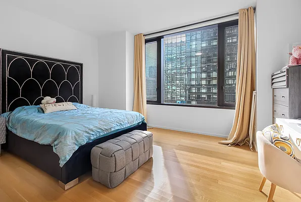 Rented by Compass | media 20