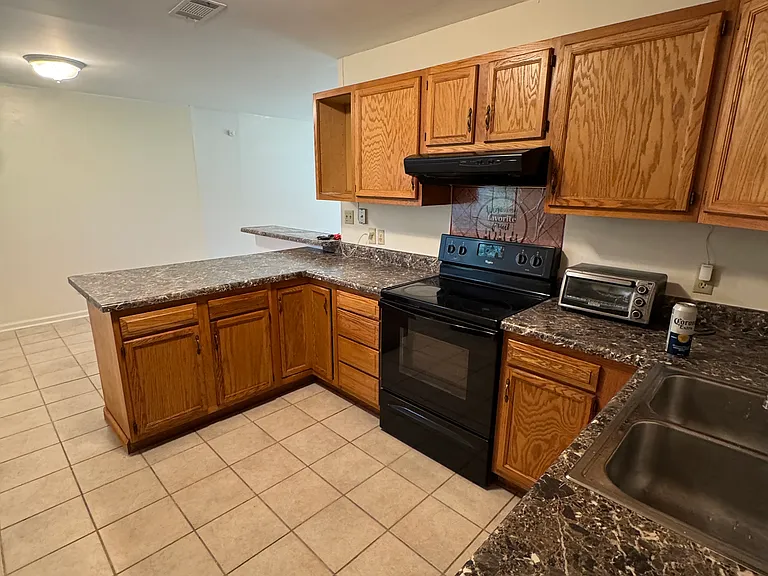 3709 Radial Ave — Photo 4