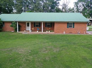 3002 W Creek Rd, Ozark, AR 72949