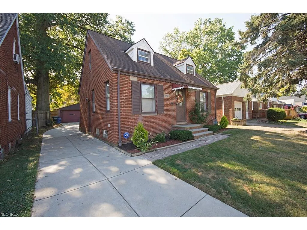 2503 Fortune Ave photo 1