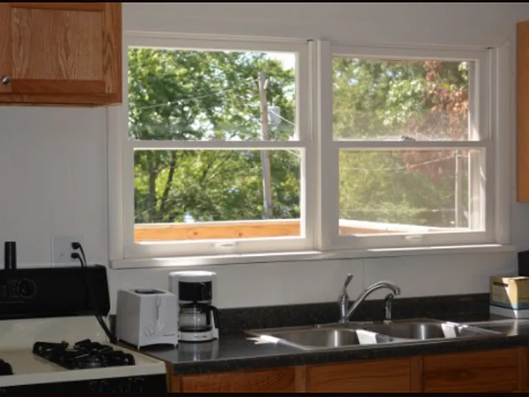 660 E Lake View Rd — Photo 4