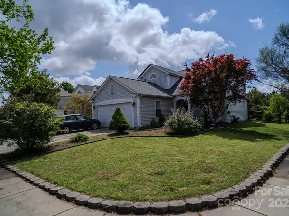 10202 Orchard Grass Ct, Charlotte, NC 28278