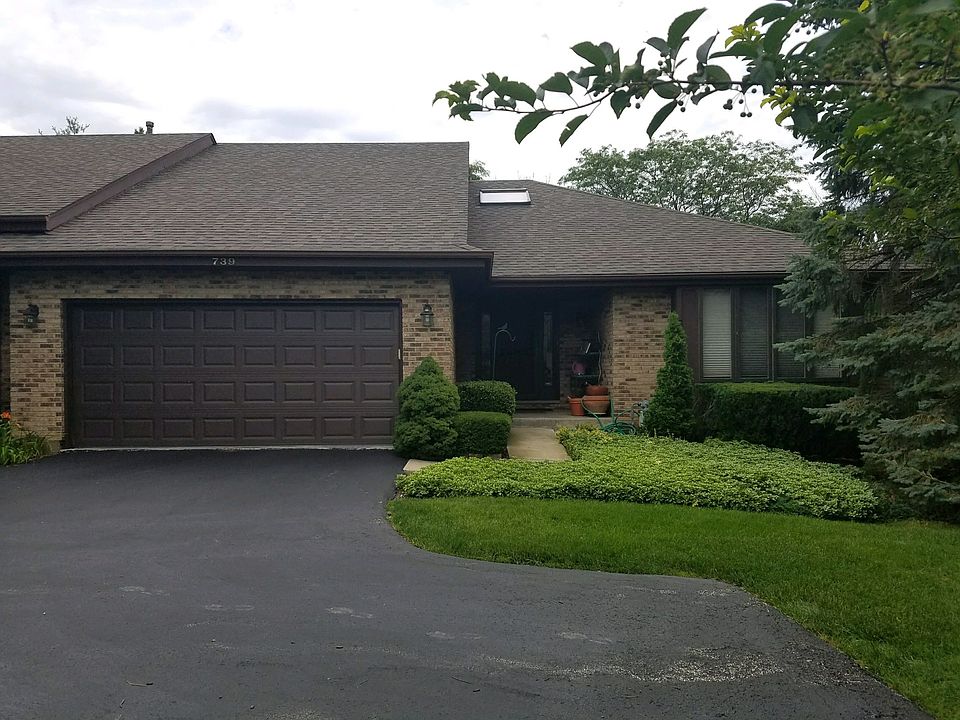 Front of house/garage