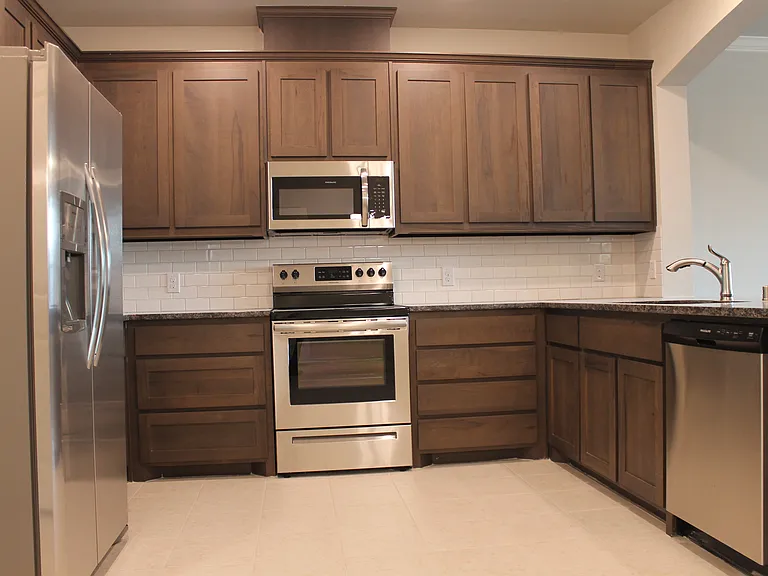 825 Ben Ln #825 — Photo 8