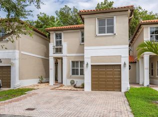 8373 NW 144th Ter, Miami Lakes, FL 33016