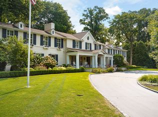 1100 E Glengarry Cir, Bloomfield Hills, MI