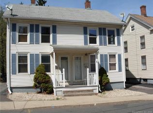 17 Grove St #19, Windsor Locks, CT 06096