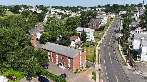 18 Farmington Ave Photo 1