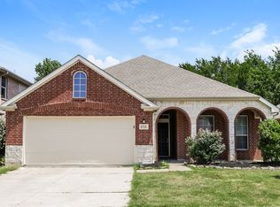 1721 Duck Cove Dr, Aubrey, TX 76227