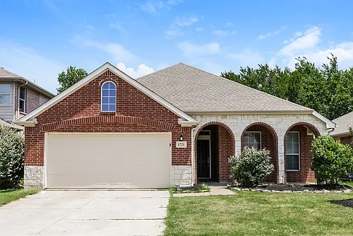 1721 Duck Cove Dr Photo 1
