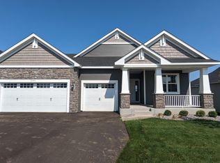 8372 61st St S, Cottage Grove, MN 55016