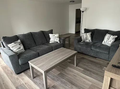 416 W College St #8 Photo 1