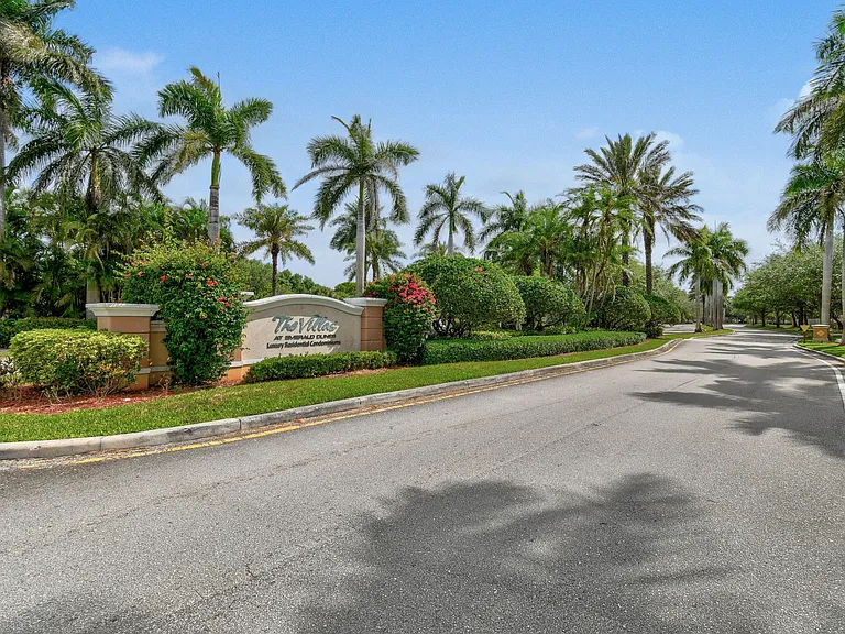 6556 Emerald Dunes Dr #302 — Photo 20