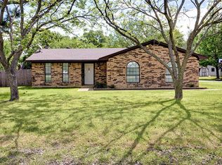 309 Janis Ln, Krugerville, TX 76227