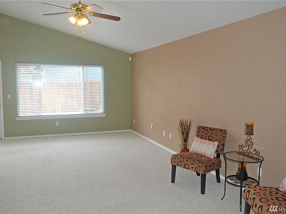 4th image of 576 47th Ave SE