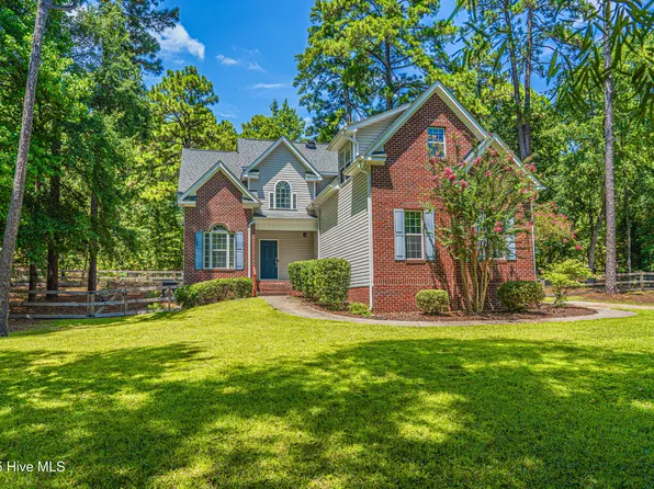201 Lazar Lane, Southern Pines, NC 28387