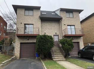 2422 3rd St APT A, Fort Lee, NJ 07024