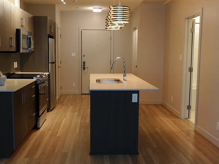1177 11th Ave SW — Photo 24