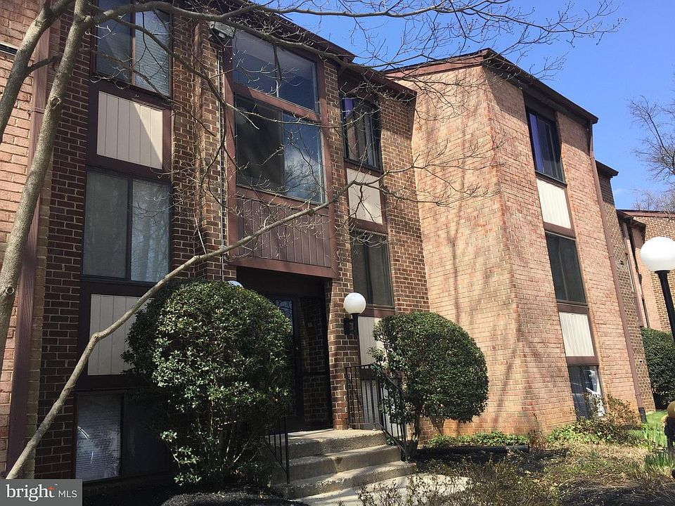 1st image of 9703 Kings Crown Ct APT 202