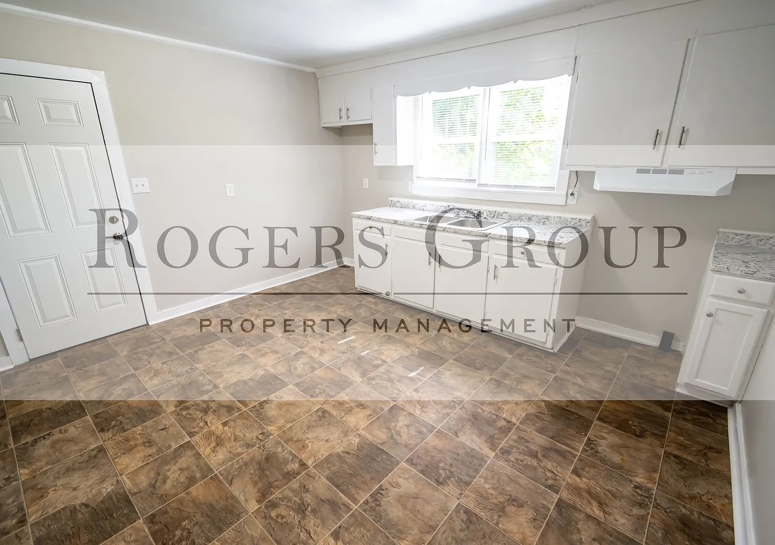 2 bed, 1.0 bath, 672 sqft, $725 — Photo 2