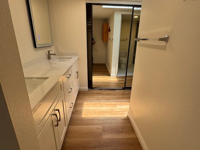 606 E Workman St — Photo 18
