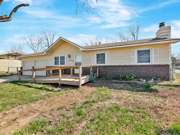 202 N Delos St, Haysville, KS 67060