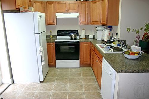 Unit A kitchen