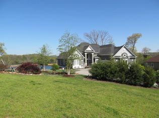 5071 Serenity Dr, Mooresburg, TN 37811