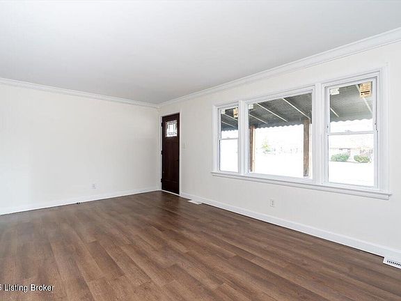 3rd image of 5602 Jessamine Ln