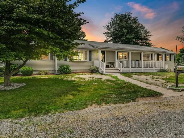 19 Windy Hill Road, Milford, CT 06461