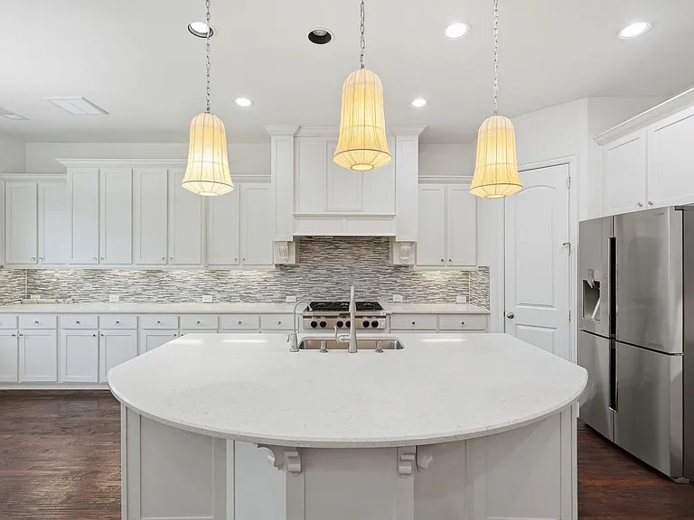 7136 Shingle Mill Rd — Photo 3