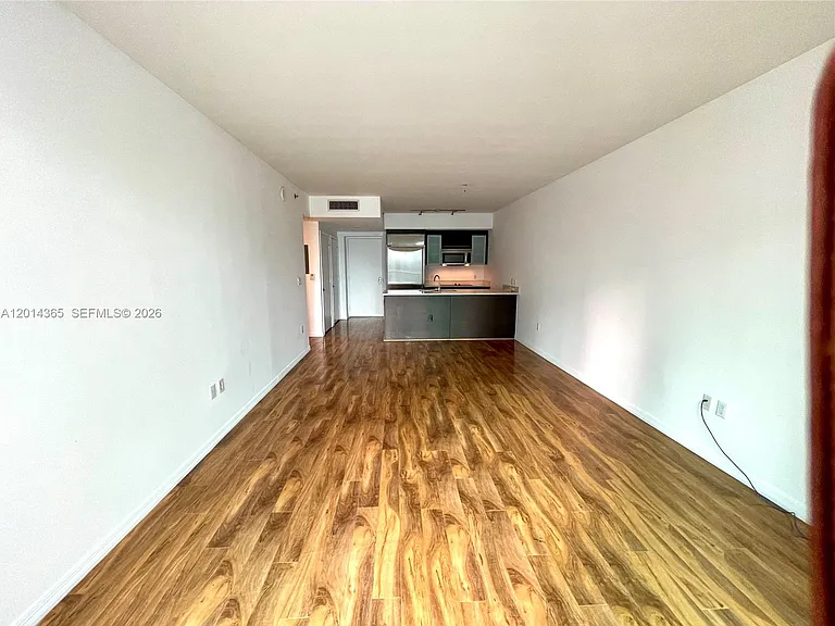 55 SE 6th St #2106 — Photo 11