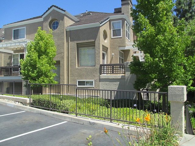 403 Camille Cir #11, SAN JOSE, CA 95134, MLS# ML81912886