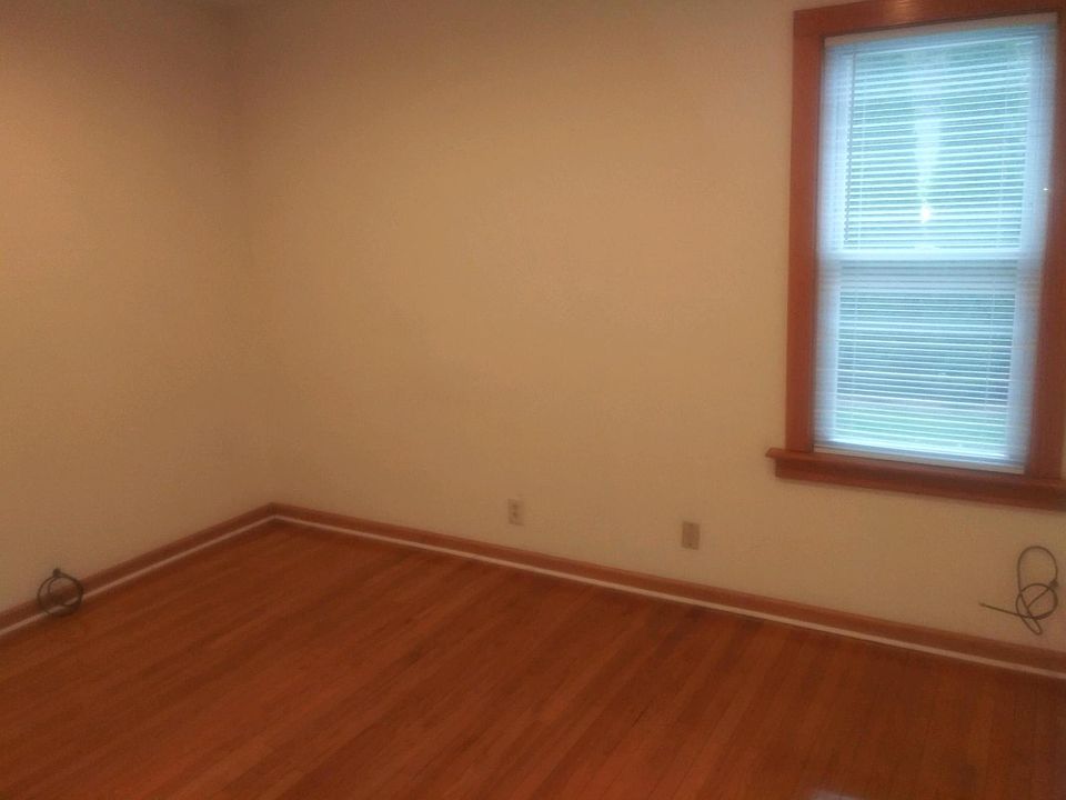 1st image of 21516 Oxford Ave #A