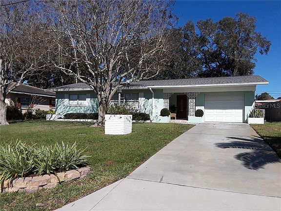 5th image of 2122 Burnice Dr