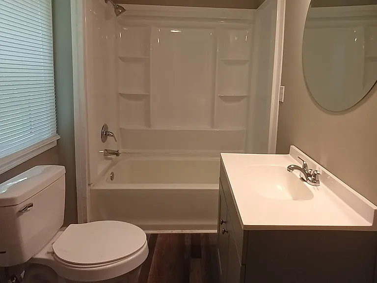 308 Sterling St — Photo 6