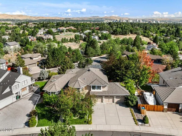 3301 Kingfisher Dr, Reno, NV 89509