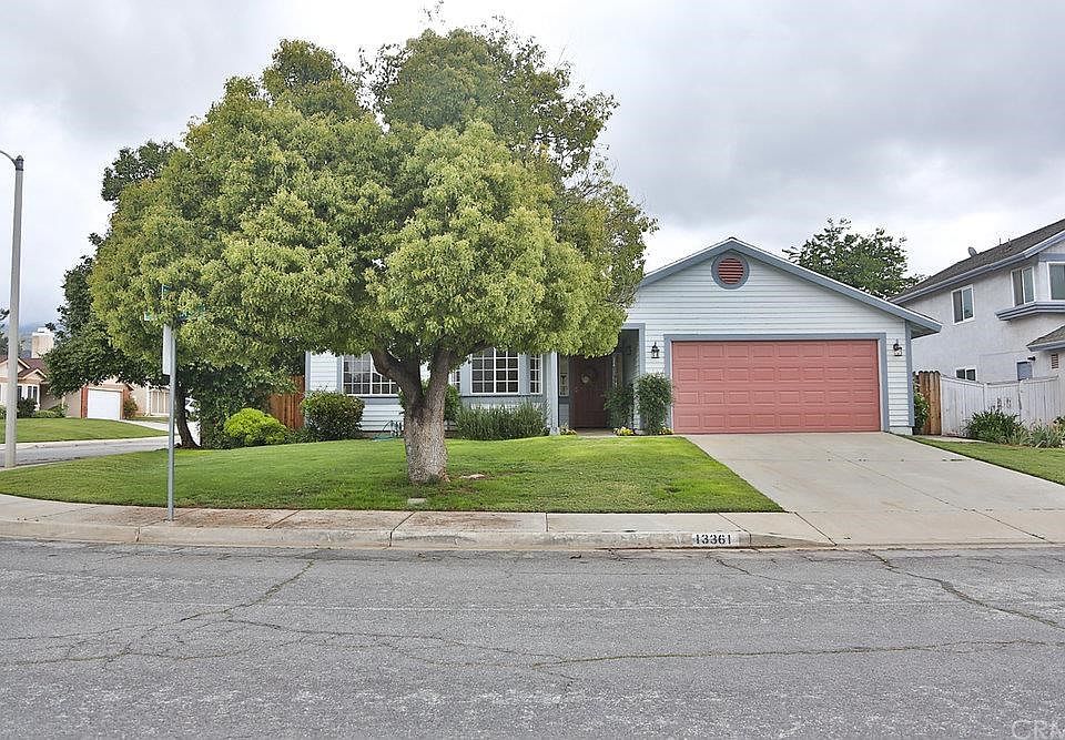 1st image of 13361 Lantana Ave