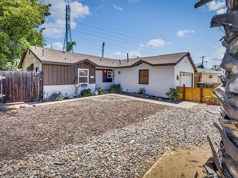 4191 Mount Everest Blvd — Photo 54