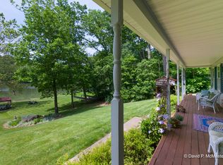 46 Fitzhugh Ln, Falling Waters, WV 25419