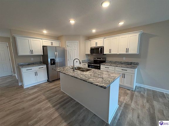 2nd image of 336/338 Breckinridge Cir