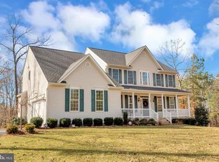 90 Ruby Glen Ln, Fredericksburg, VA 22405