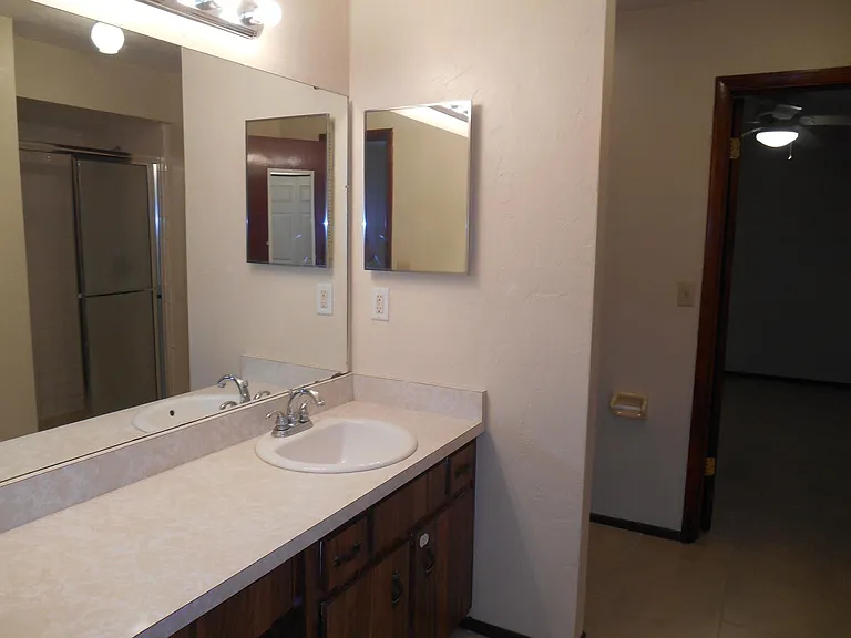 1564 S Montgomery St — Photo 10