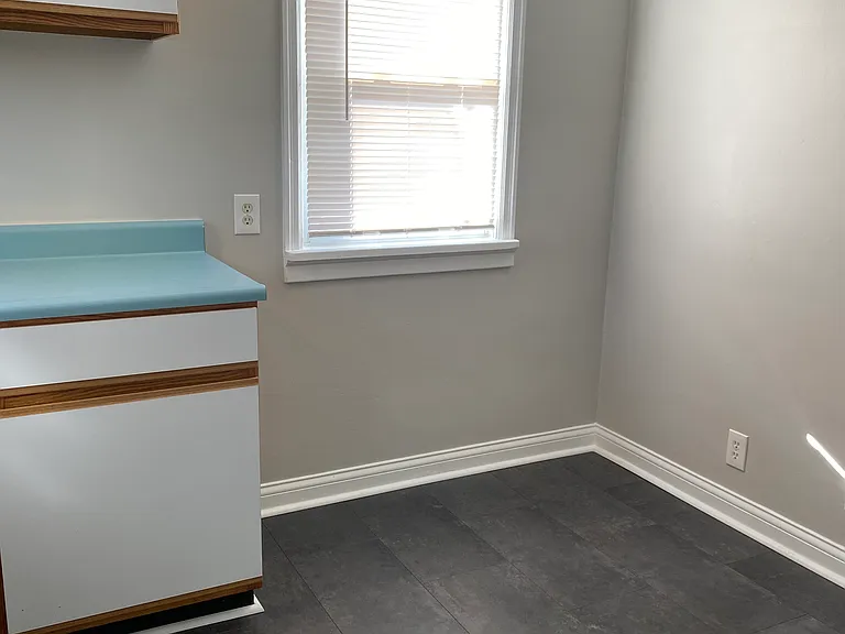 5626 Leumas Rd — Photo 3